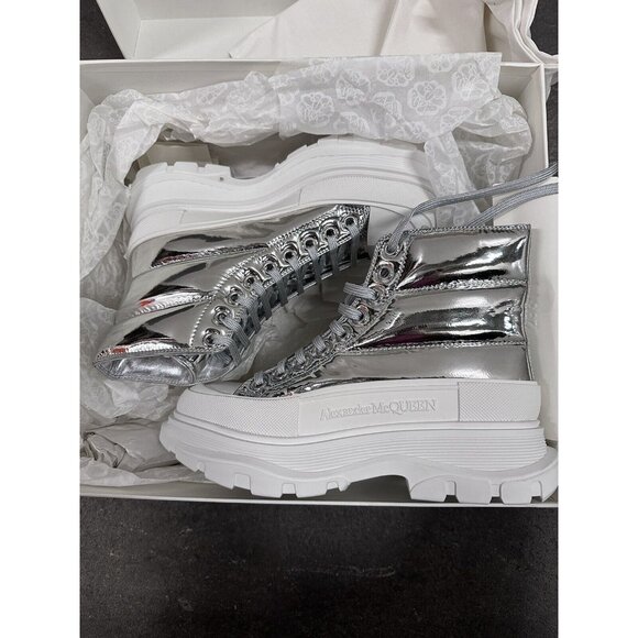 Alexander McQueen Metallic Mid Ankle Sneakers Silver & White Booties - Picture 3 of 9